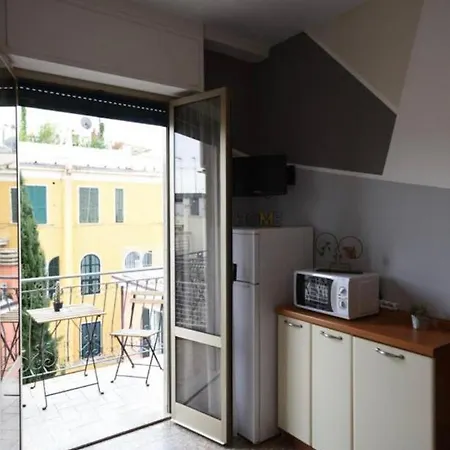 Dante Apartamento Completo * Alassio